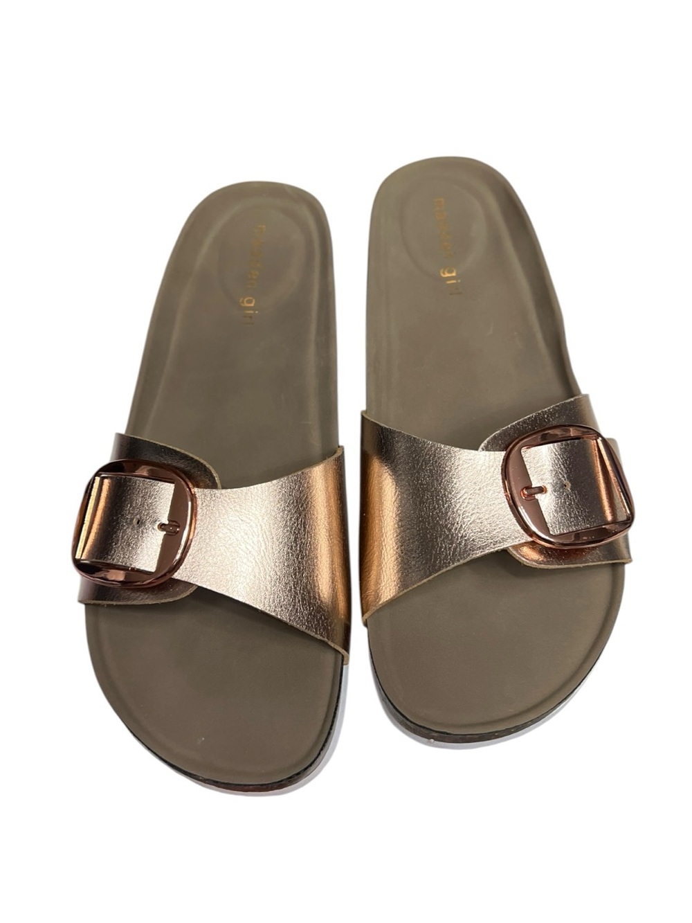 🌻NEW w/box Madden Girl BLINKK Rose Gold Metallic Strappy Flat Sandals Size 8.5
